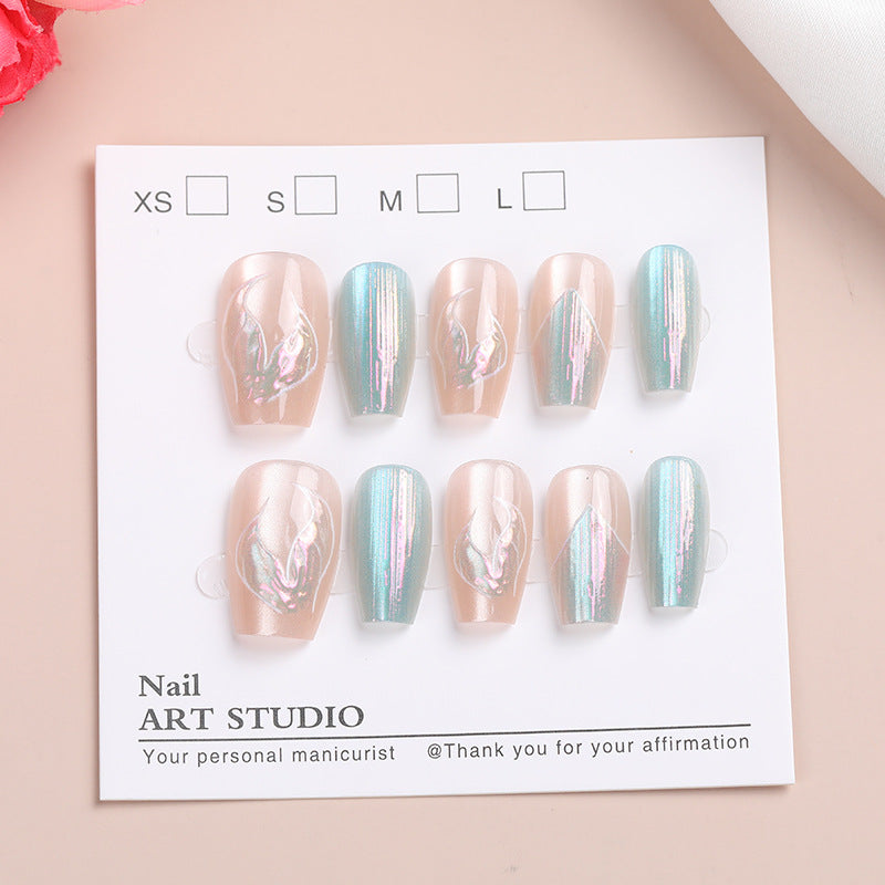 Künstlerische Nagelspitzen Karnz