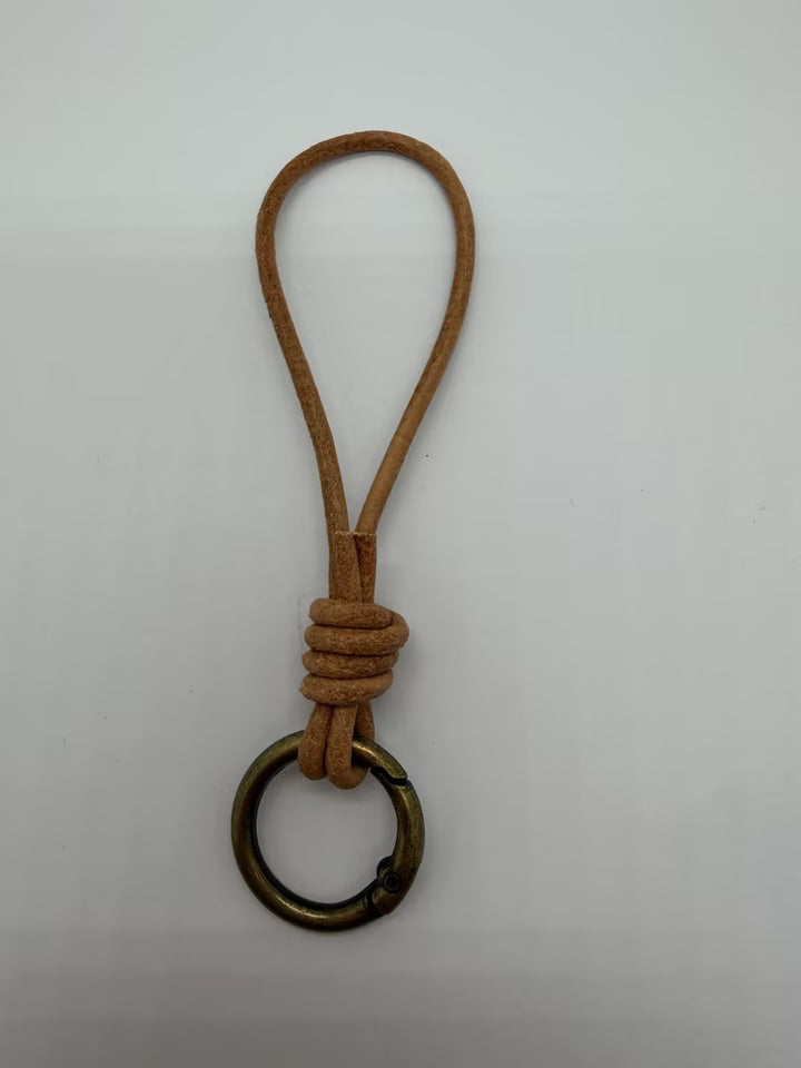 Handgemachter Leder-Schlüsselanhänger Karnz