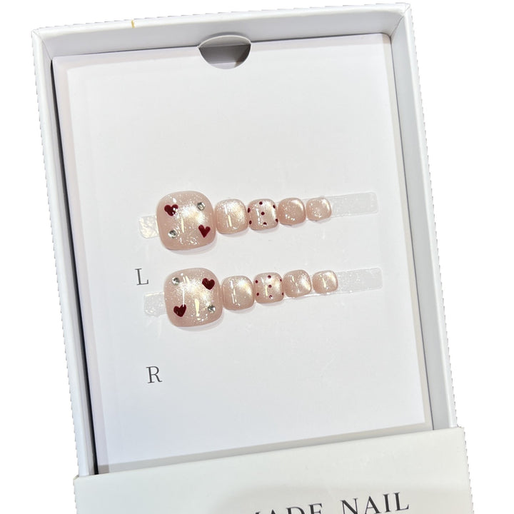 Dekoratives Herz Nagelkunst Set Karnz