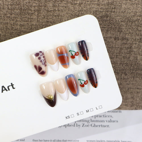Künstlerisches Acrylnageldesign Karnz