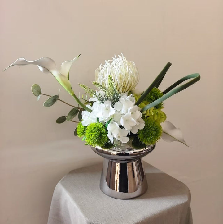 Elegante Tischmittelstück