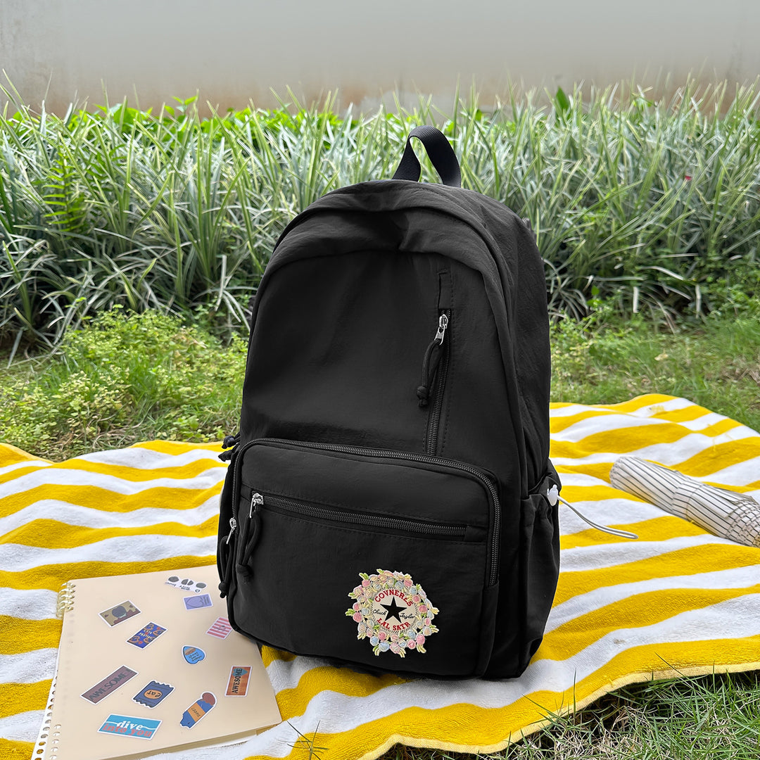 Funktionaler bestickter Rucksack Karnz