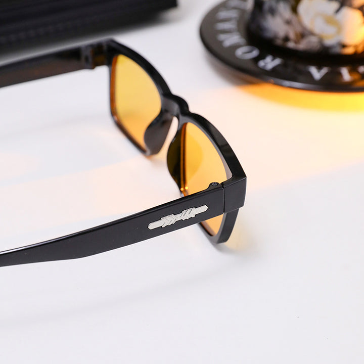 Damen modische Lesebrille mit elegantem Design Karnz