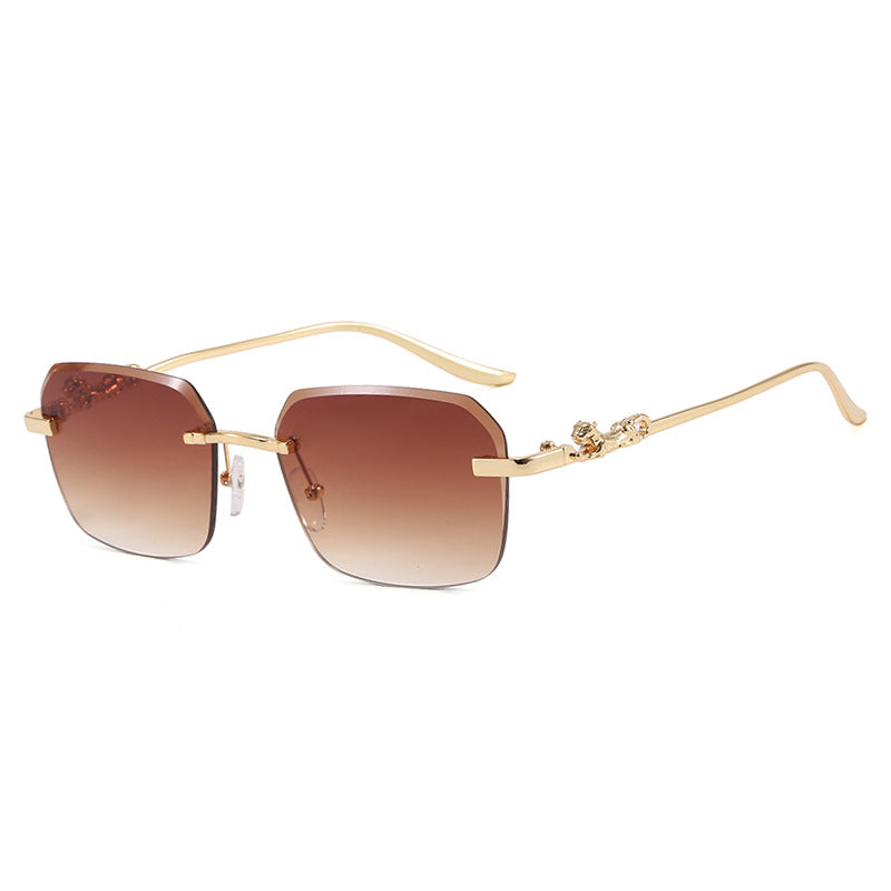 Damen modische quadratische Sonnenbrille mit elegantem Goldrahmen und schützendem UV-Filter Karnz