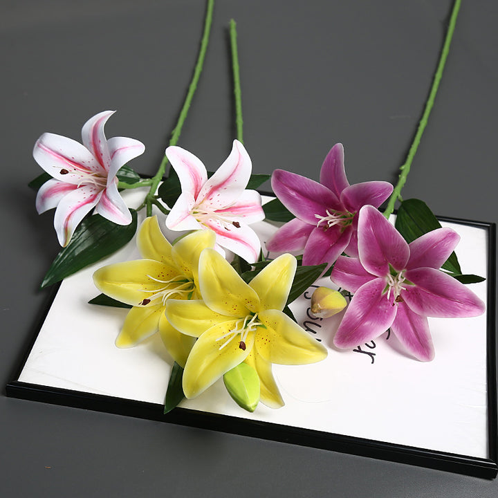 Lebensnahe Künstliche Blumenanordnung