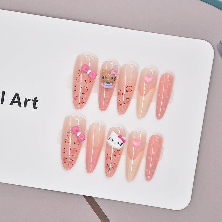 Dekorative Cartoon-Themen Press-On Nagelkunst Karnz