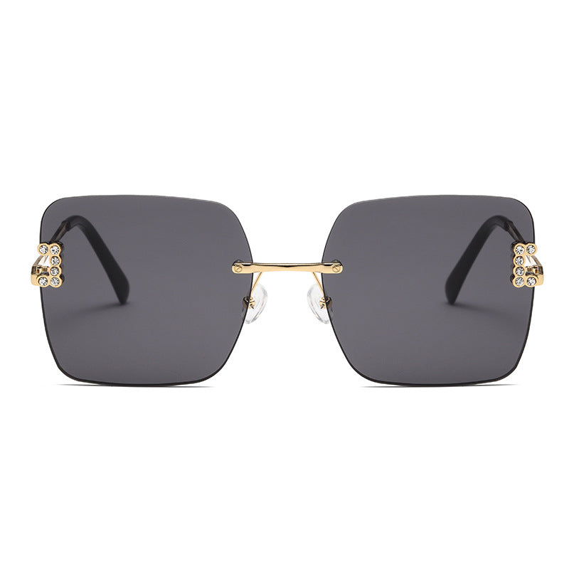 Damen modische quadratische Sonnenbrille mit zarten Designdetails Karnz