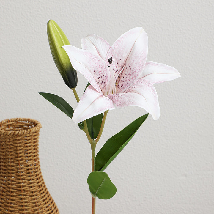 Künstlicher Lilienstrauß mit realistischen Details Karnz