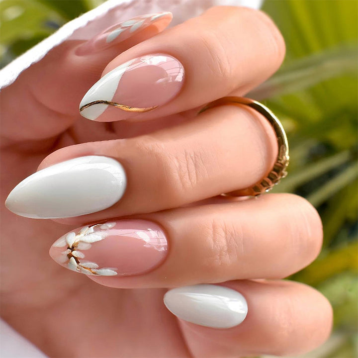 Premium Dekorative Press-On Nagel Set mit Floralen und Glänzenden Akzenten Karnz