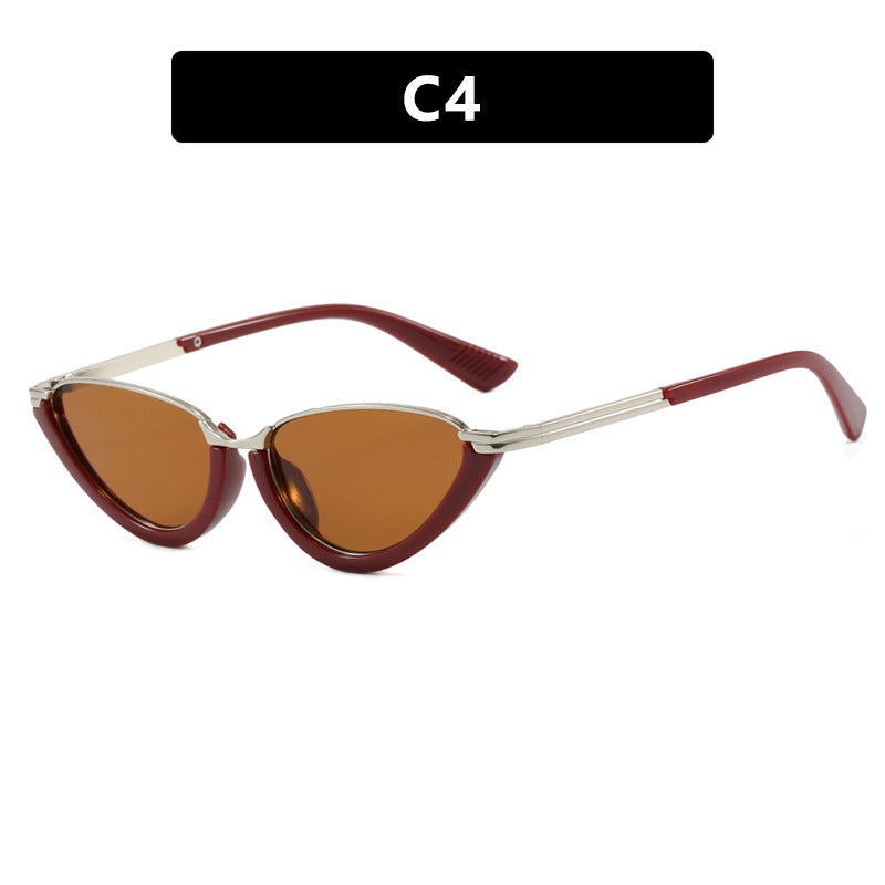 Damen futuristische Cat-Eye Sonnenbrille mit goldenen Akzenten Karnz