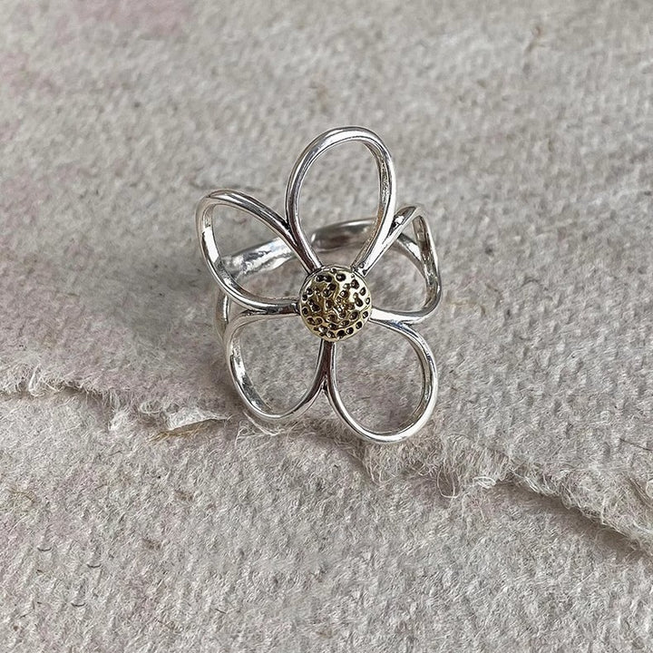 Stylischer Floralring Karnz