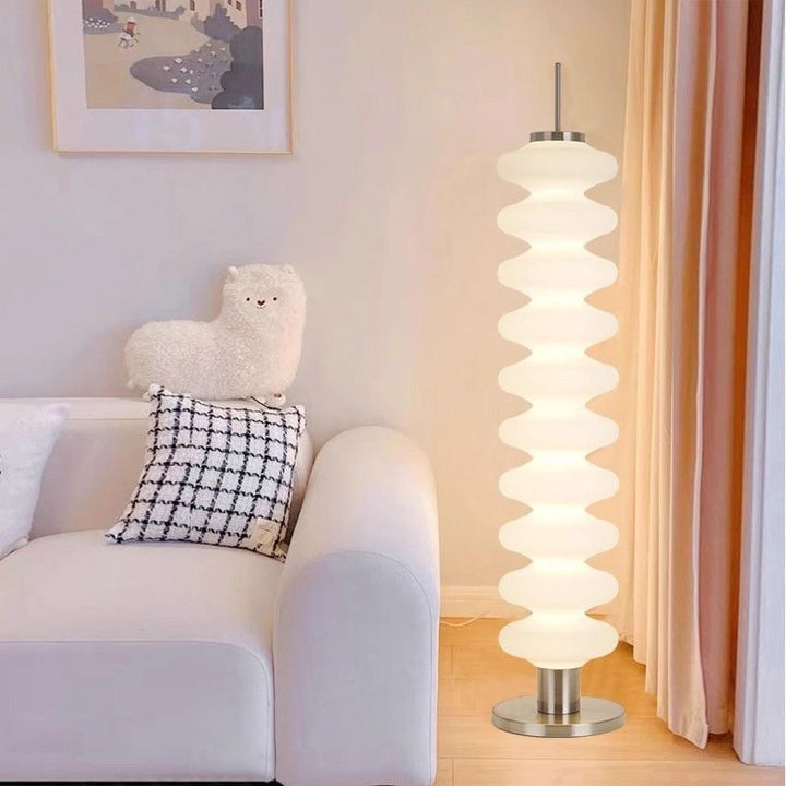 Skulpturale Stehlampe