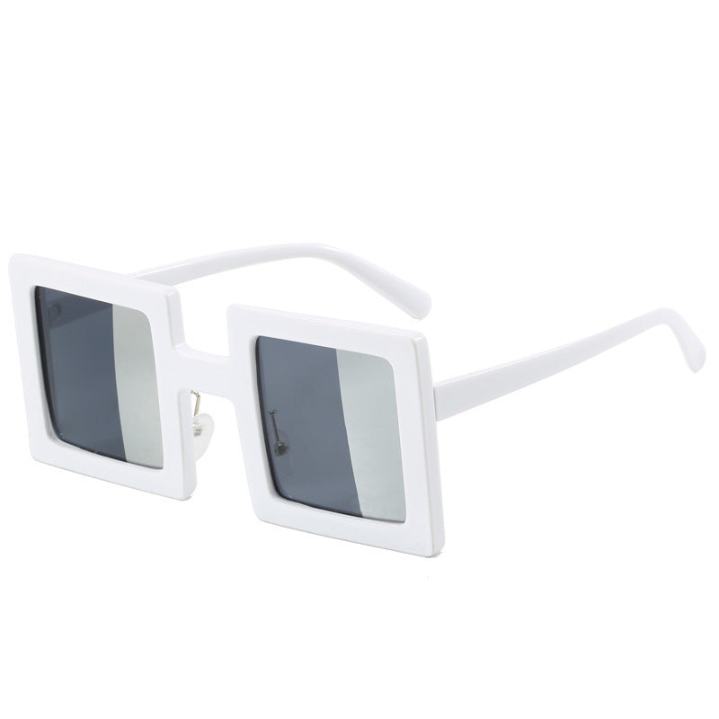 Damen modische quadratische Sonnenbrille mit einzigartigem, klarem Design Karnz