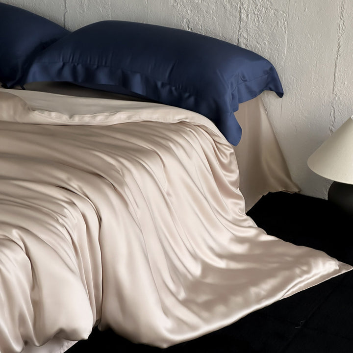 Luxuriöser Maulbeerseide-Feeling Satin Bettbezug & Kissenbezug Set mit umkehrbarem Matt-Glanz-Finish