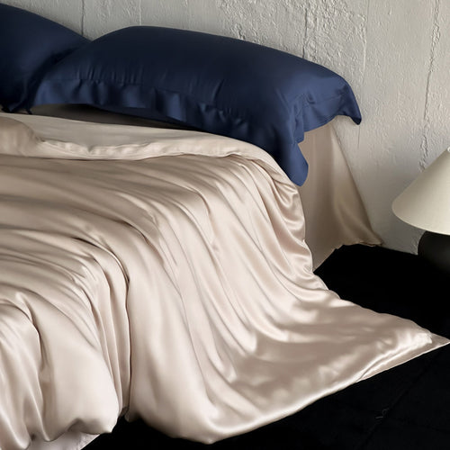 Luxuriöser Maulbeerseide-Feeling Satin Bettbezug & Kissenbezug Set mit umkehrbarem Matt-Glanz-Finish