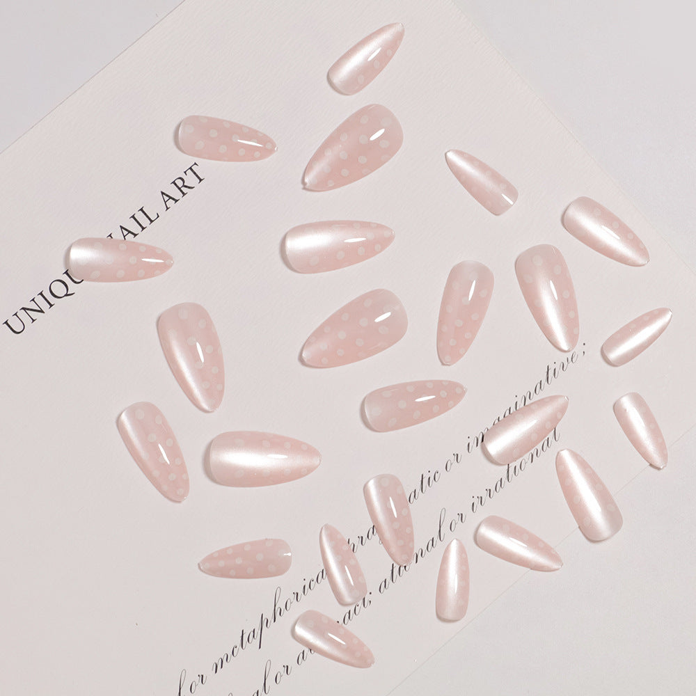 Elegante mandelförmige Press-On Nagelset mit Punkten Design Karnz