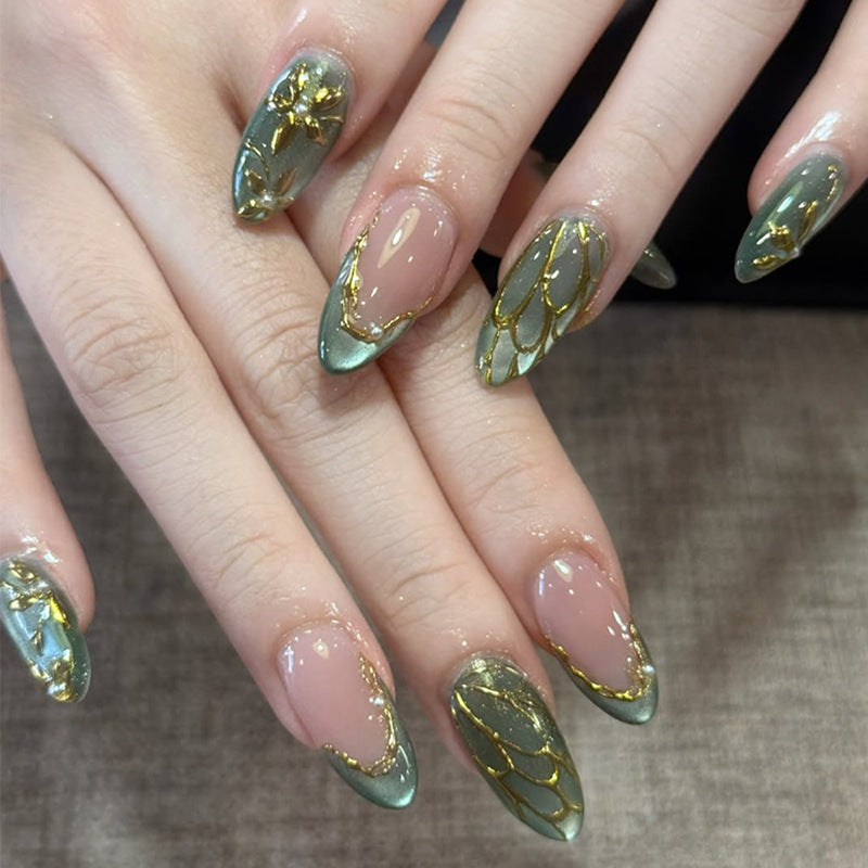 Dekorative Press-On Nagelaccessoires Karnz