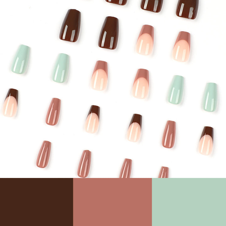 Kunstvolle Nagelkosmetik Karnz