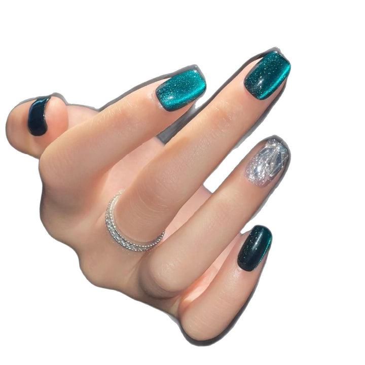 Funkelndes Acryl Press-On Nagelset Karnz