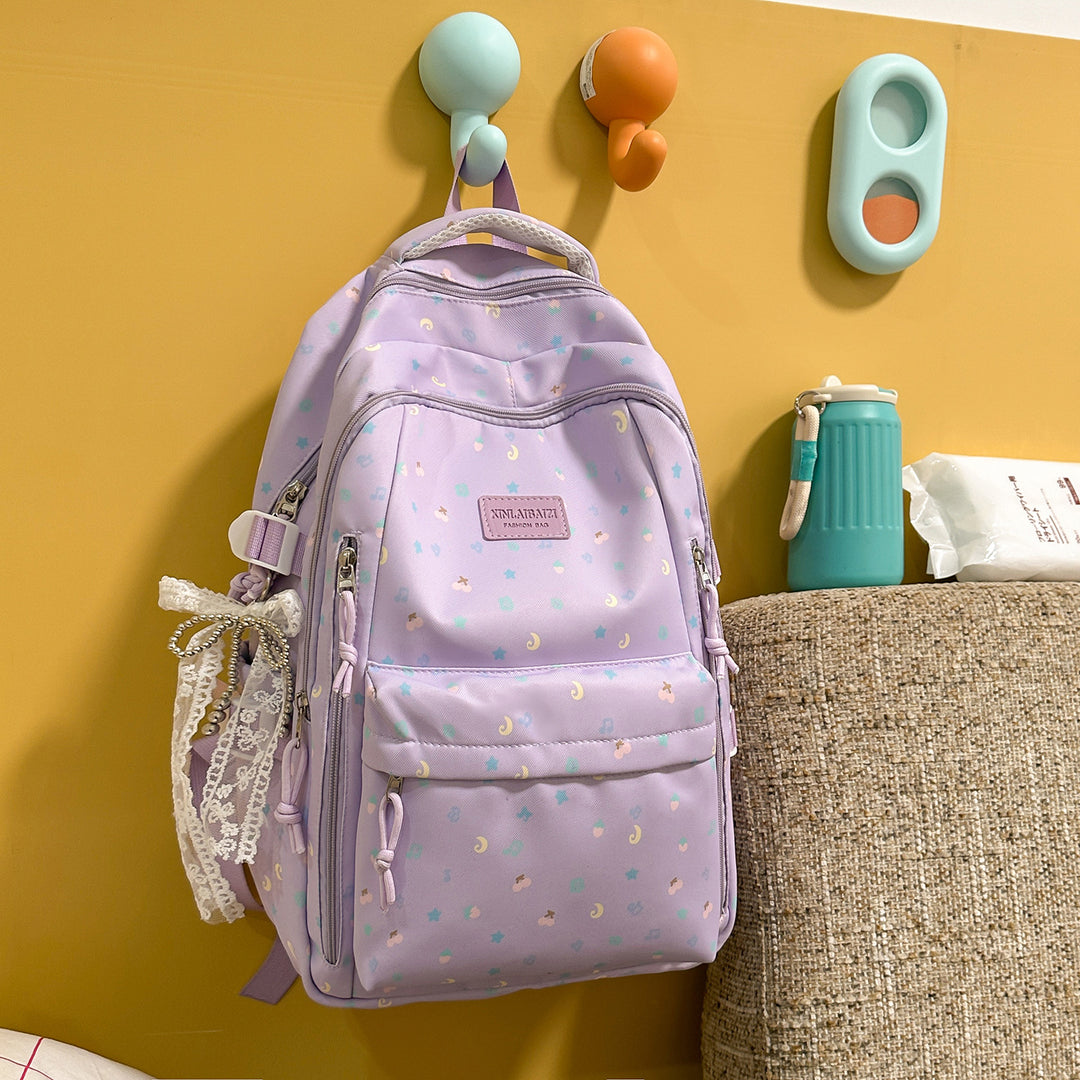 Stylischer Multi-Taschen-Rucksack mit dekorativen Akzenten Karnz