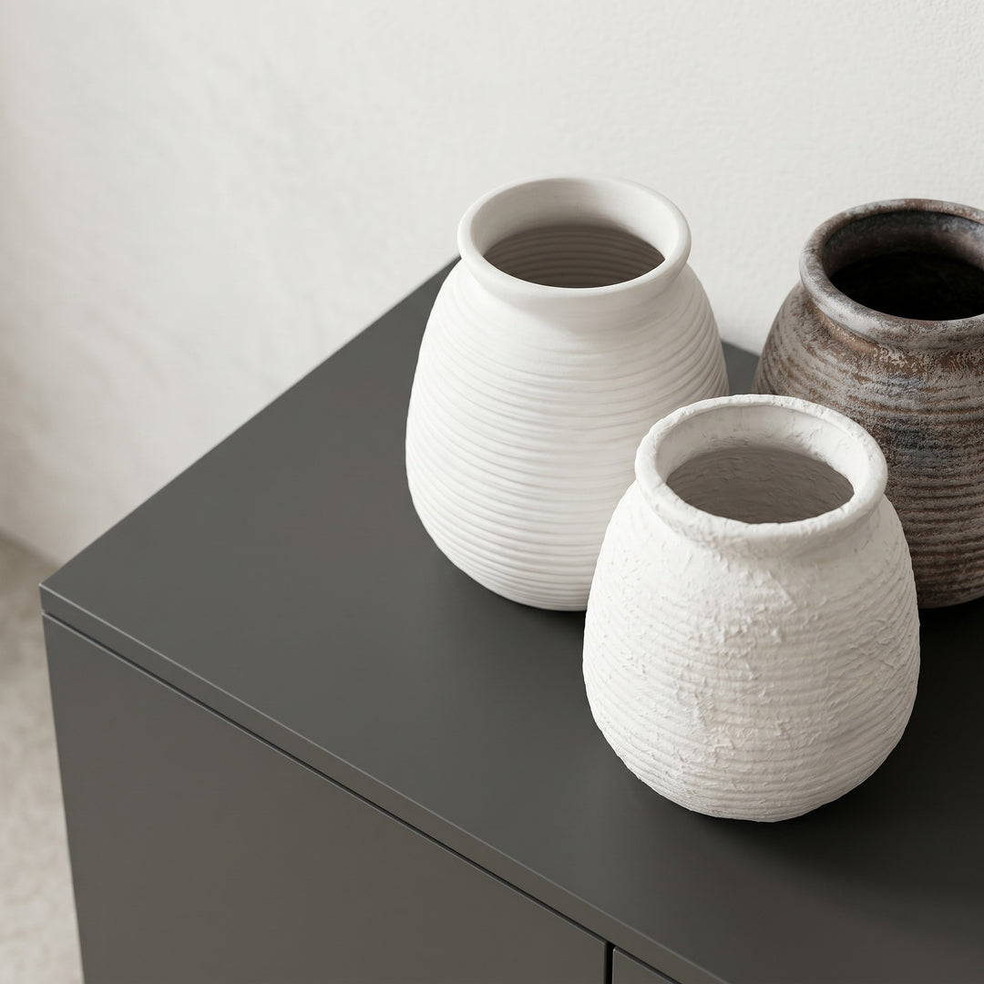 Handgefertigte Keramikvase Karnz