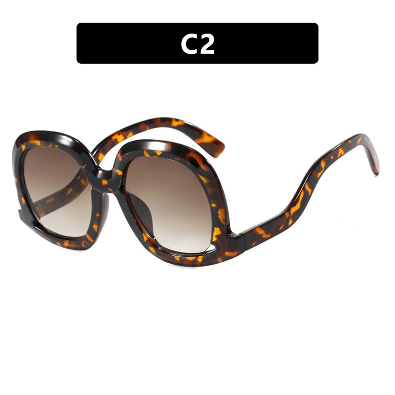 Damen oversized Sonnenbrille mit modischem Design Karnz