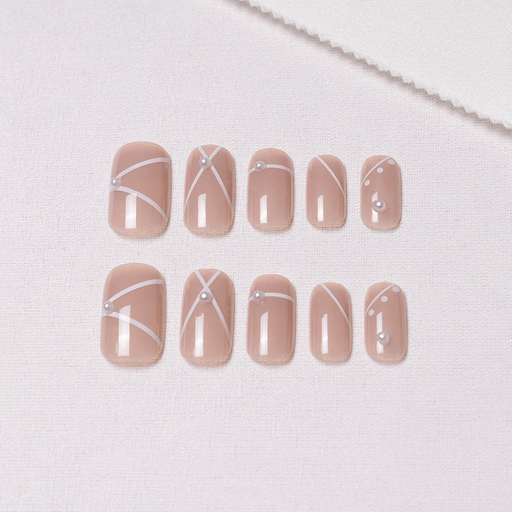 Eleganter dekorativer Press-On-Nagelset