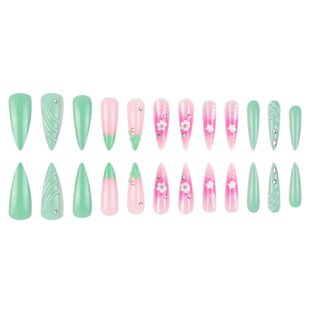 Blumenverzierte Stiletto-Nägel Karnz