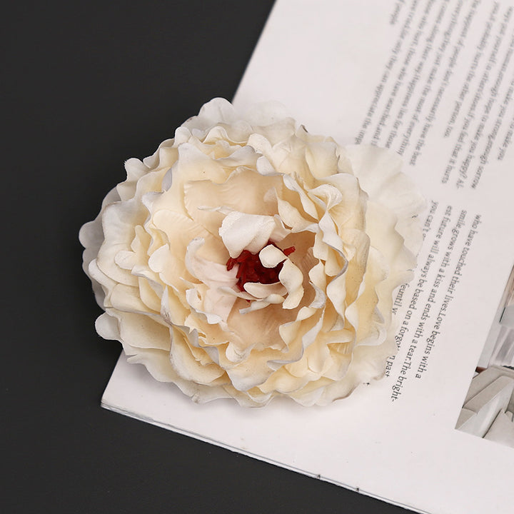 Dekorative Stoff Blumenbrosche