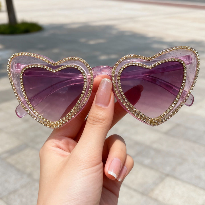 Glamouröse Herzrahmen-Sonnenbrille Karnz