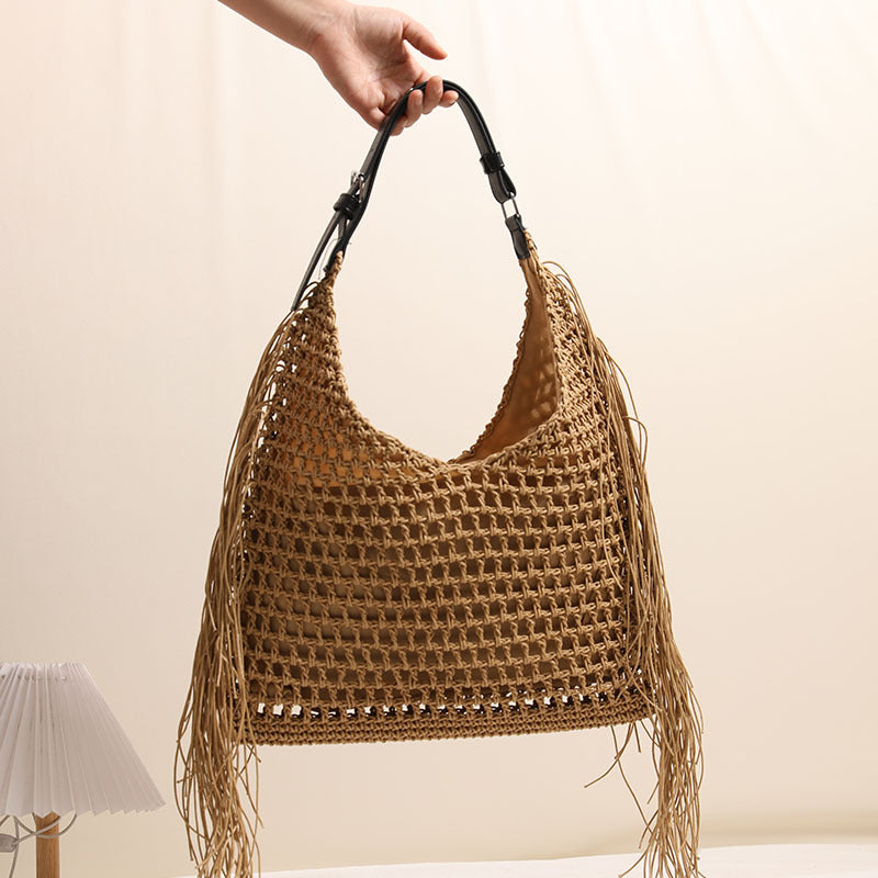 Damen Handtasche mit auffälligen Fransen Karnz