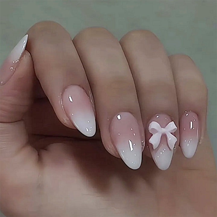 Elegante Bogenakzent Press-On Nägel Karnz