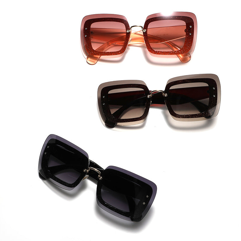 Damen quadratische Sonnenbrille mit innovativem Gestell Karnz