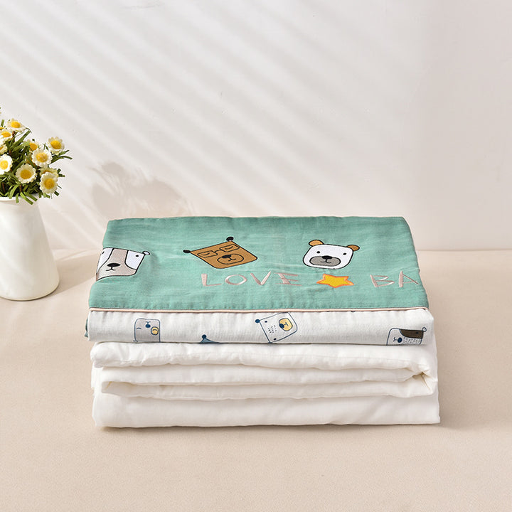 Kinder-Kuscheldecke aus Baumwoll-Gauze mit Wendefunktion und Bärenstickerei
