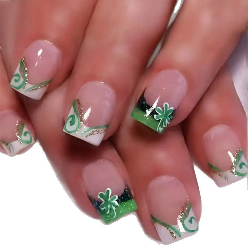Dekorative französische Spitze Nagelkunstverzierungen Karnz