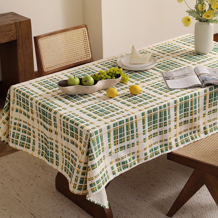 Rechteckige beschichtete Tischdecke mit kariertem Plaid‑Muster und wasserabweisender Oberfläche Karnz