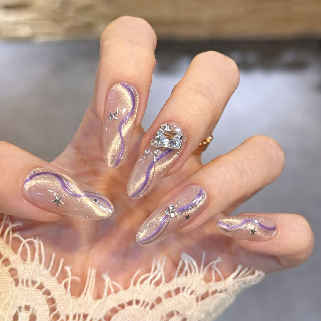 Glamouröses Dekoratives Nagelkunstset Karnz