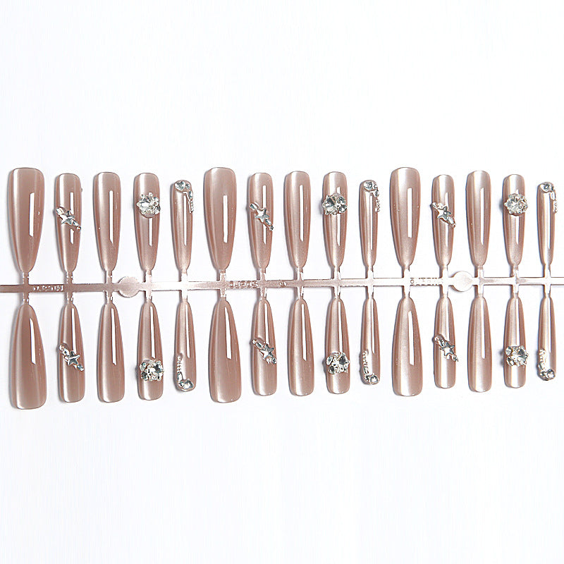 Kunstnagelset mit glamourösem Glitzereffekt Karnz