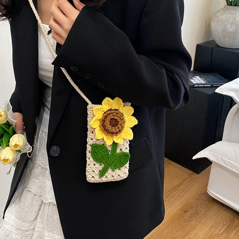 Blumige gehäkelte Handy-Tasche