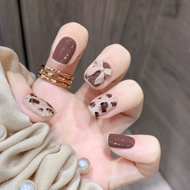 Dekoratives Nagelkunst-Set
