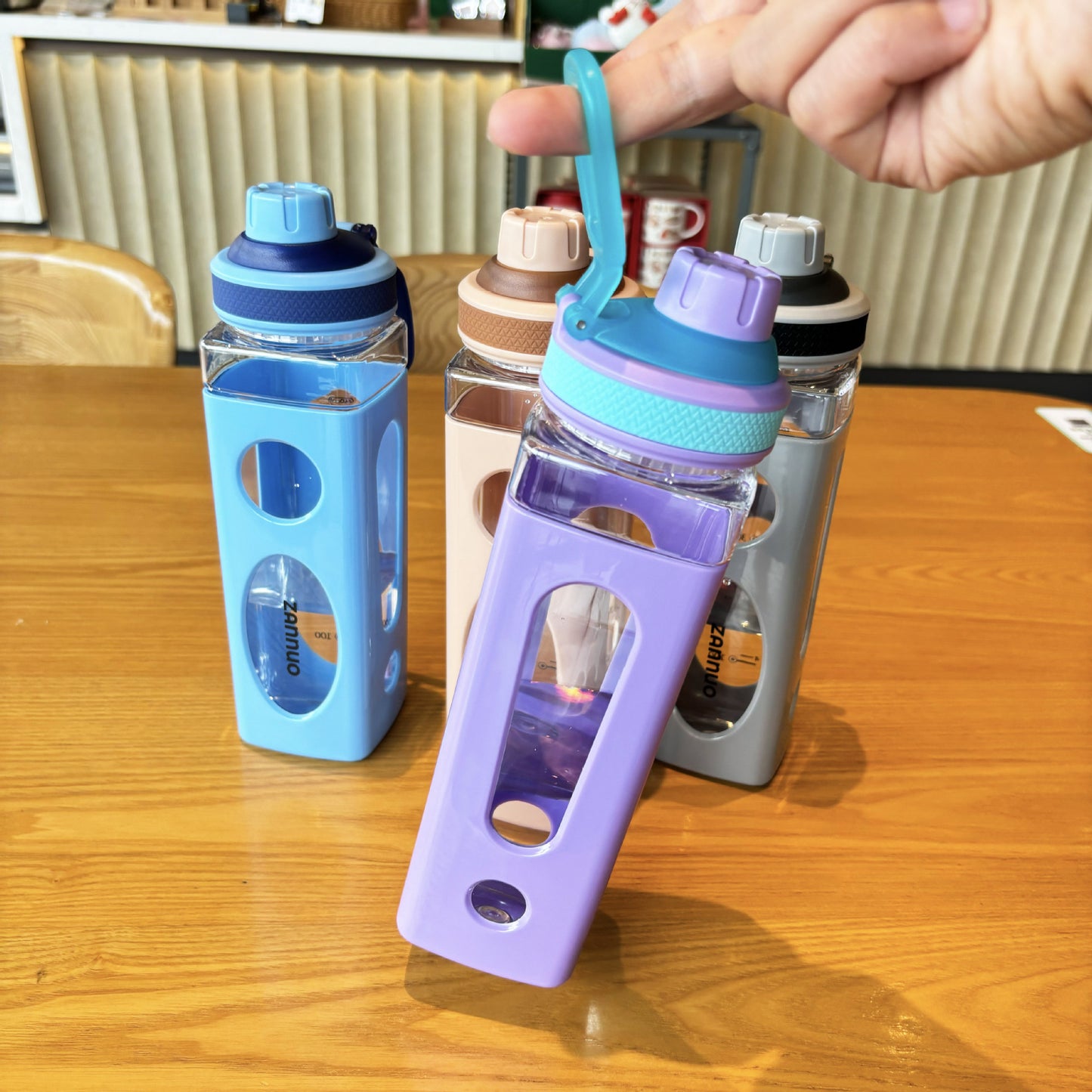 Unisex Trinkflasche Karnz