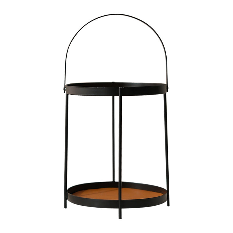 Eleganter Metalltisch Karnz