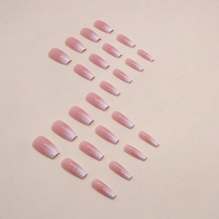 Künstlerisches Press-On-Nagelset mit himmlischem Design Karnz