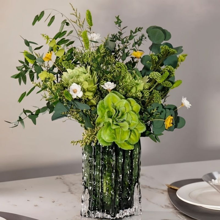 Lush Botanische Blumenarrangement