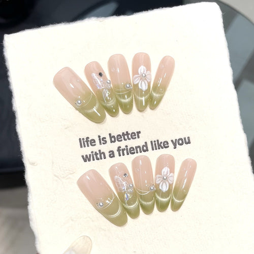Kreatives Florales Press-On Nagelkunst Set