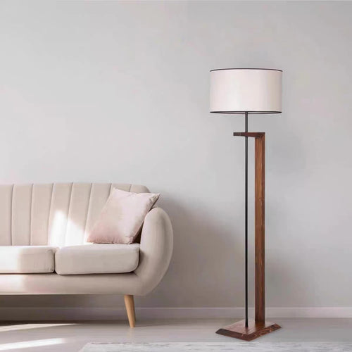 Verstellbare moderne Stehlampe