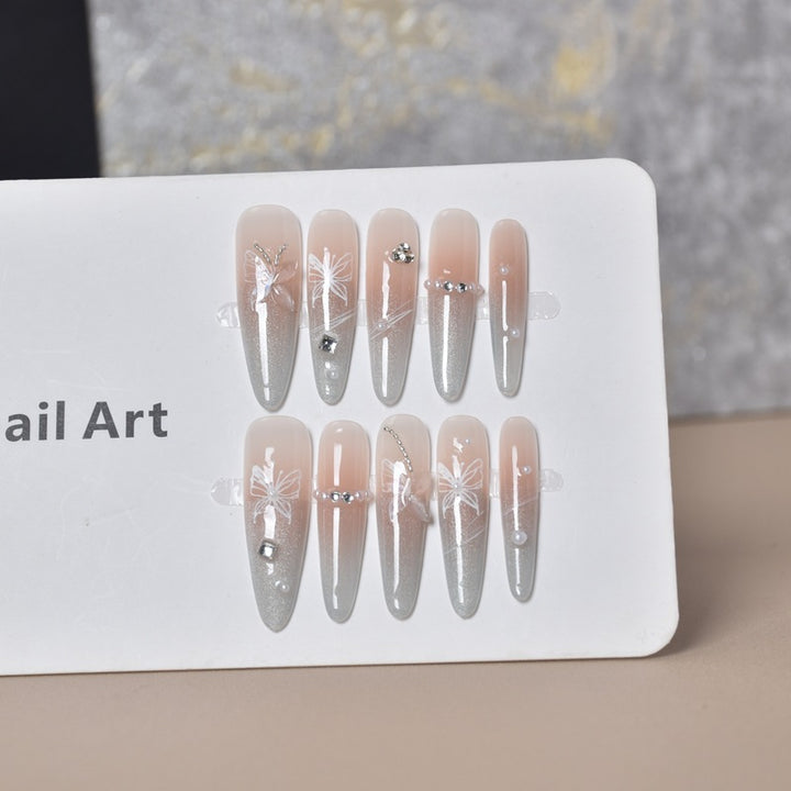 Dekorative Nagelkunst Karnz