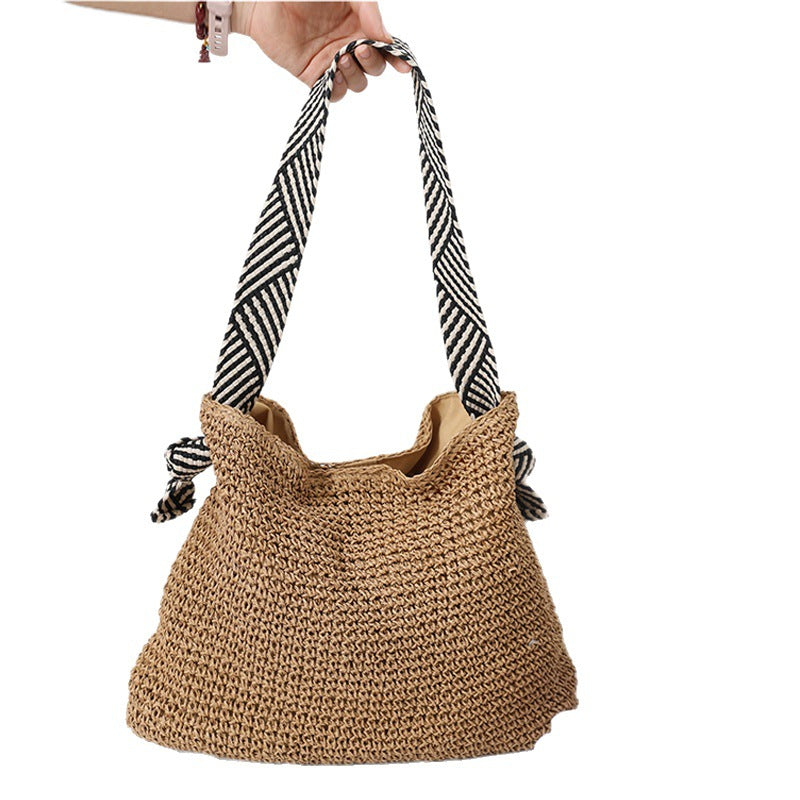 Damen Handtasche aus Naturmaterialien mit modischem Karomuster Karnz
