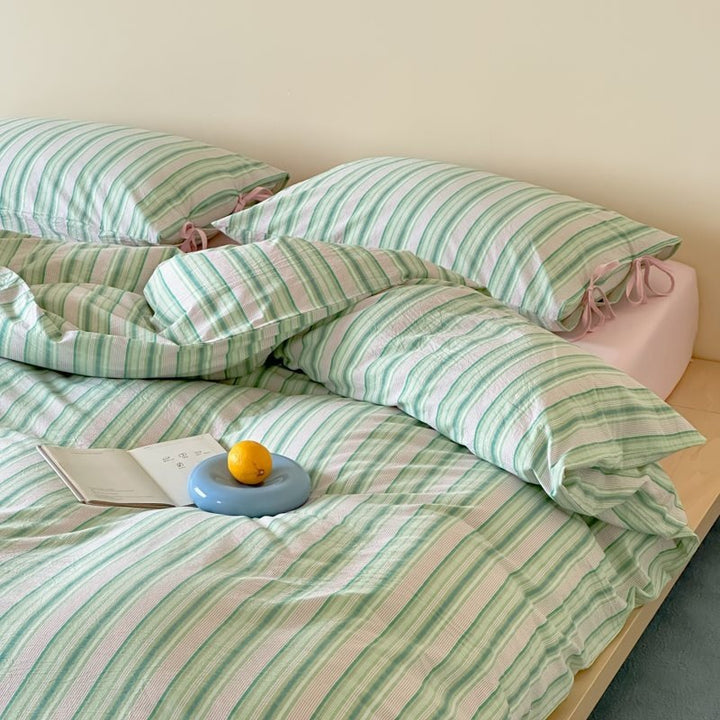 Bettwäsche-Set aus atmungsaktiver Baumwolle mit feinem Streifenmuster und Reißverschlussbezug