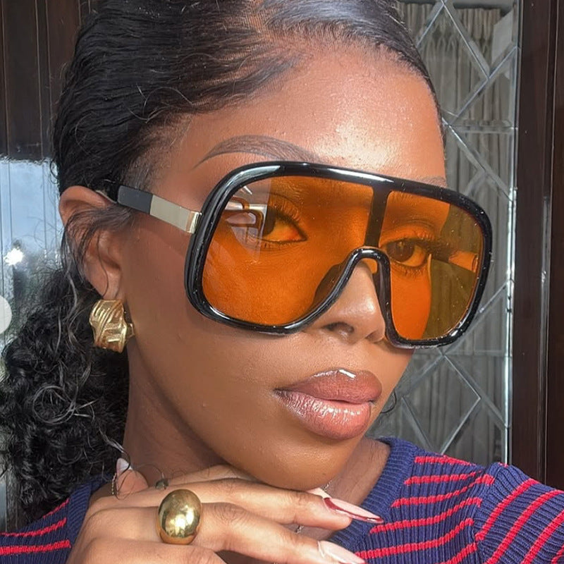 Damen oversized Sonnenbrille im eleganten Retro-Design Karnz